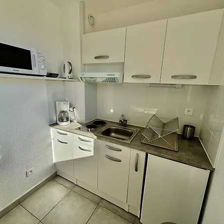 公寓 Lumineux Avec Terrasse Et Parking Proche - Fr-1-816-27 *